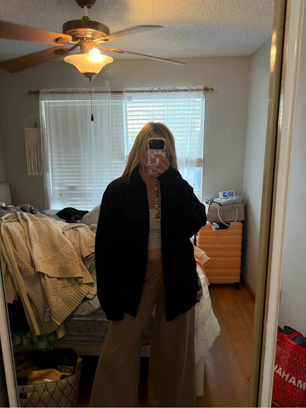 SKIMS NIKE OVERSIZED JACKET - Picture 3 of 10